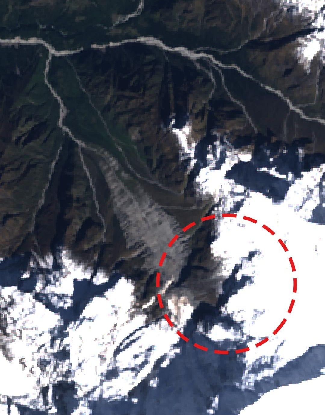 01_przed landsat wskazane miejsce osuwiska.jpeg