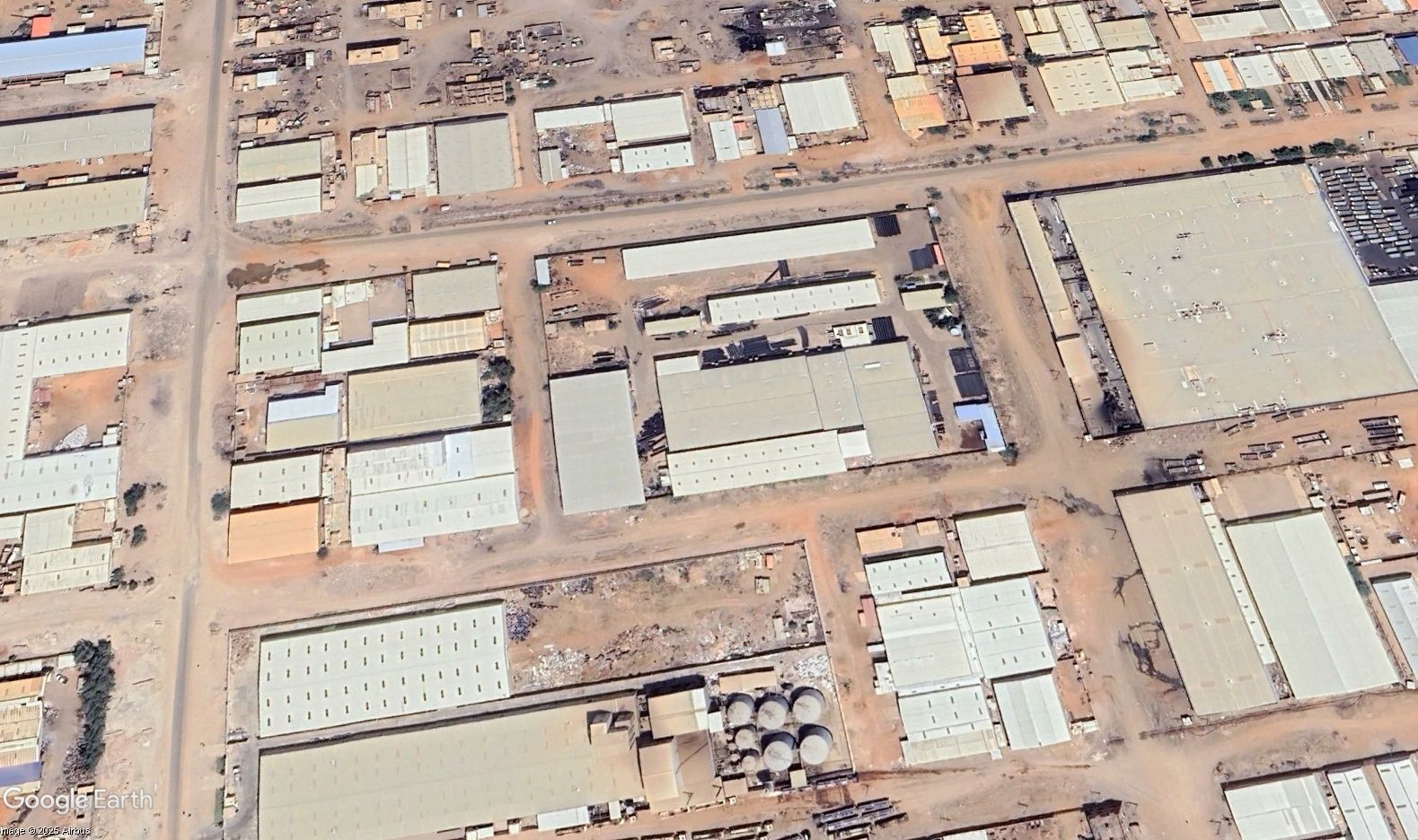 Satellite Imagery Sudan War, Chartum - before buildings 2, airbus imagery.jpg