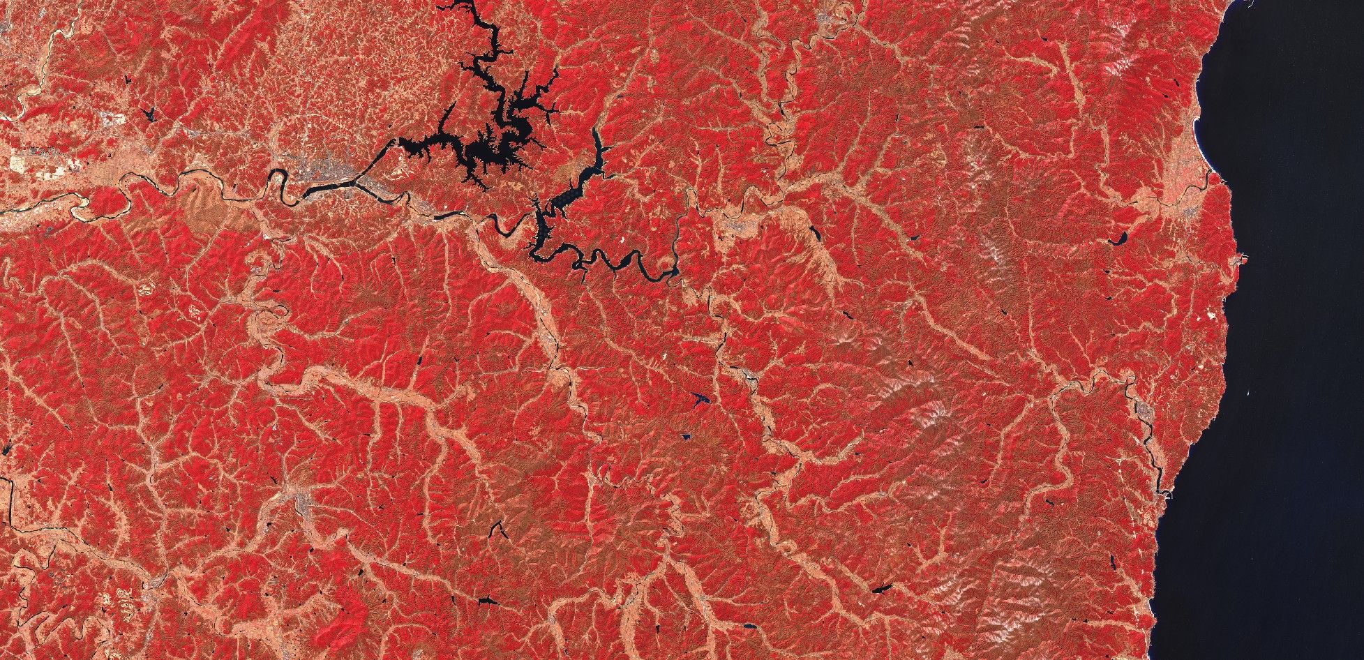 Sentinel-2-L2A_COLOR_INFRARED_2025-03-14_14299547.55_4335093.6_14421064.02_4393915.46_EPSG_3857_25_leastCC_logo.jpeg