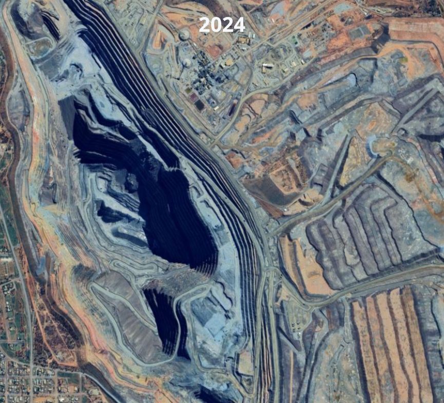 The Fimiston open mine in Western Australia, 2024.jpg